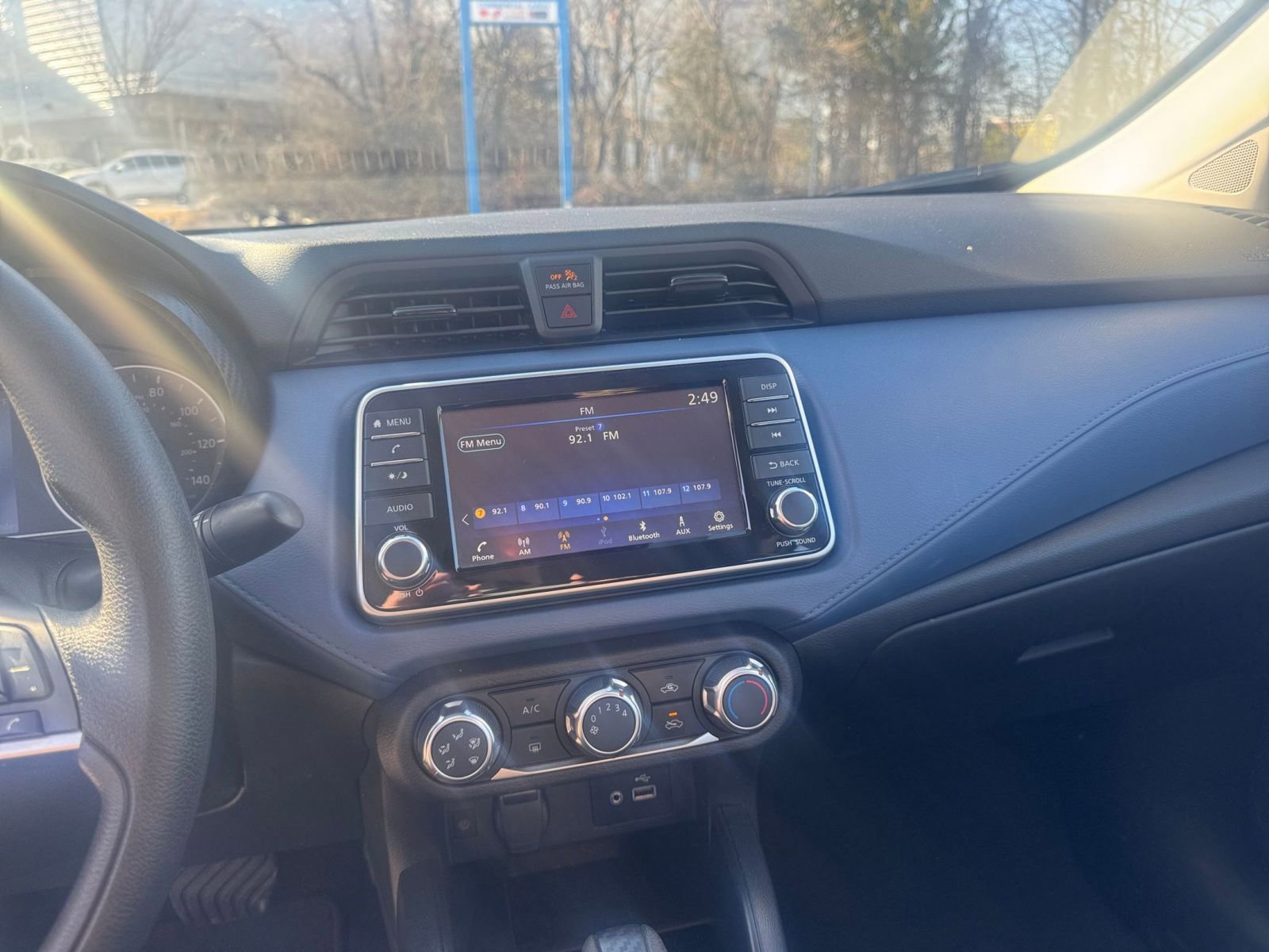 Used 2025 Nissan Versa SV image 17