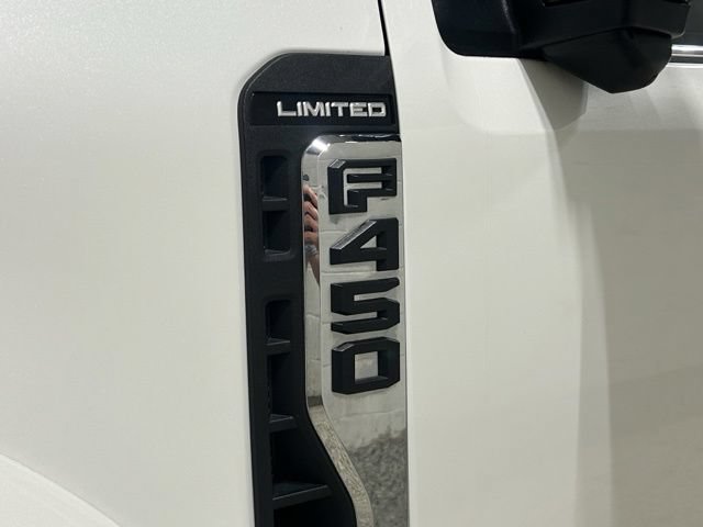 Used 2024 Ford F450 Limited w/ FX4 Off-Road Package AWD/4WD image 29