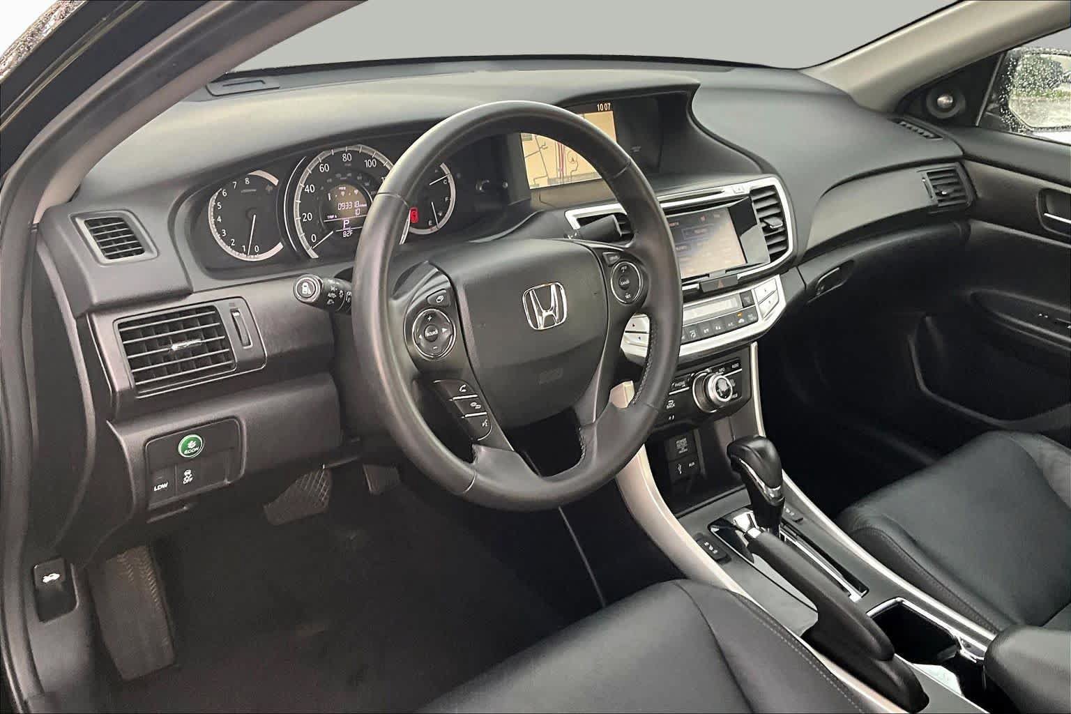 Used 2015 Honda Accord EX-L image 16