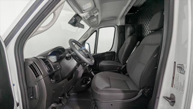 Used 2025 RAM ProMaster 2500 w/ U-Haul Equipment Group FWD image 14