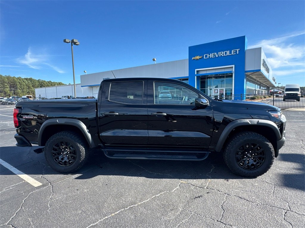 Used 2024 Chevrolet Colorado Trail Boss w/ Technology Package image 5