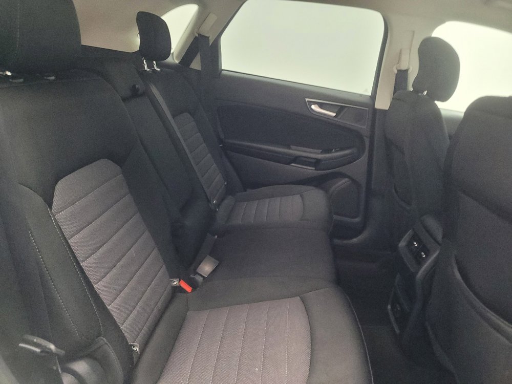 Used 2019 Ford Edge SE w/ SE Fleet Driver's Package FWD image 19