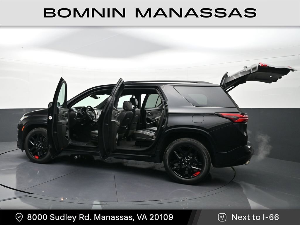 Used 2023 Chevrolet Traverse Premier w/ Redline Edition image 42