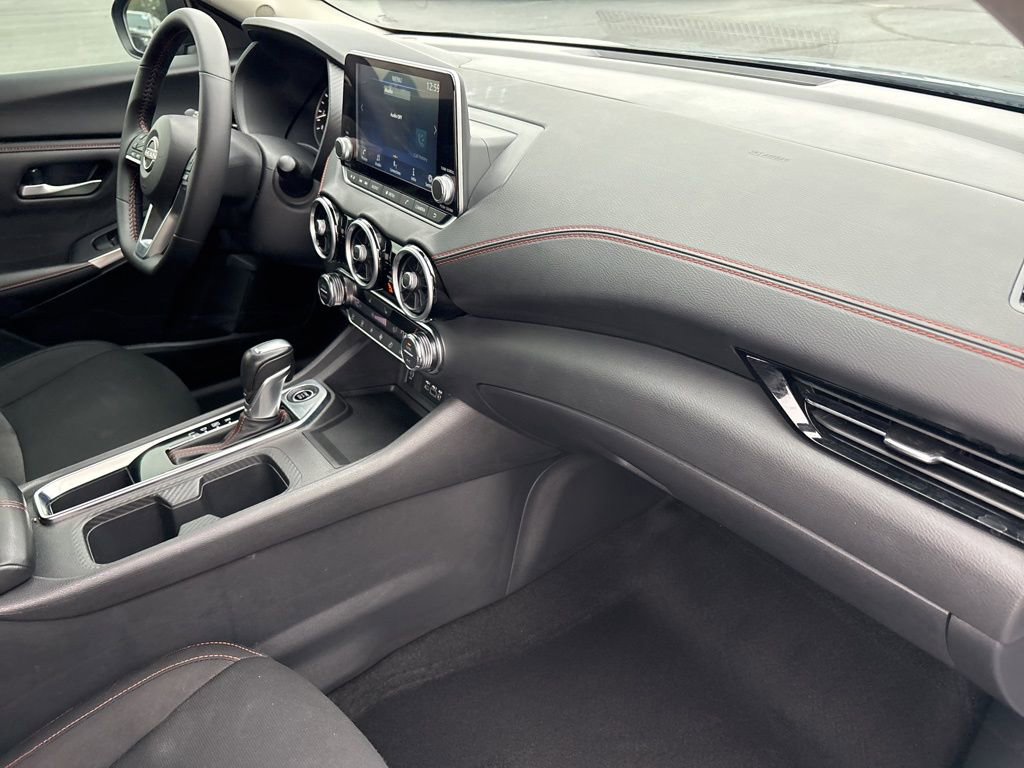 Used 2025 Nissan Sentra SR image 23