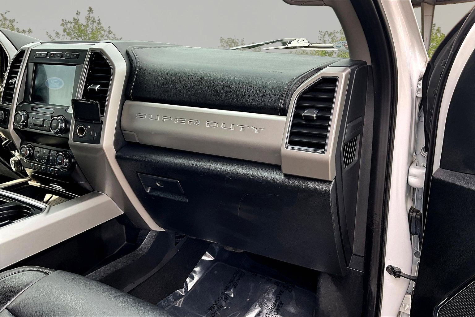 Used 2021 Ford F250 Lariat image 17