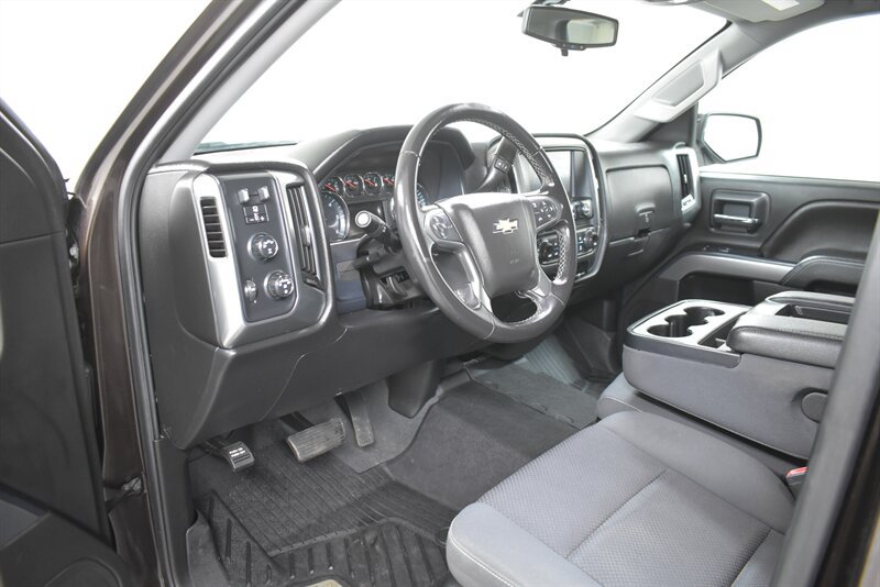 Used 2019 Chevrolet Silverado 1500 LT w/ All Star Edition AWD/4WD image 16