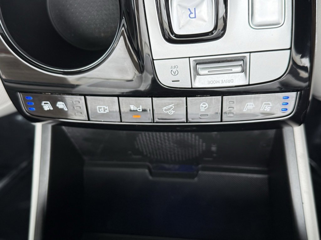 Used 2023 Hyundai Tucson Limited w/ Cargo Package image 12