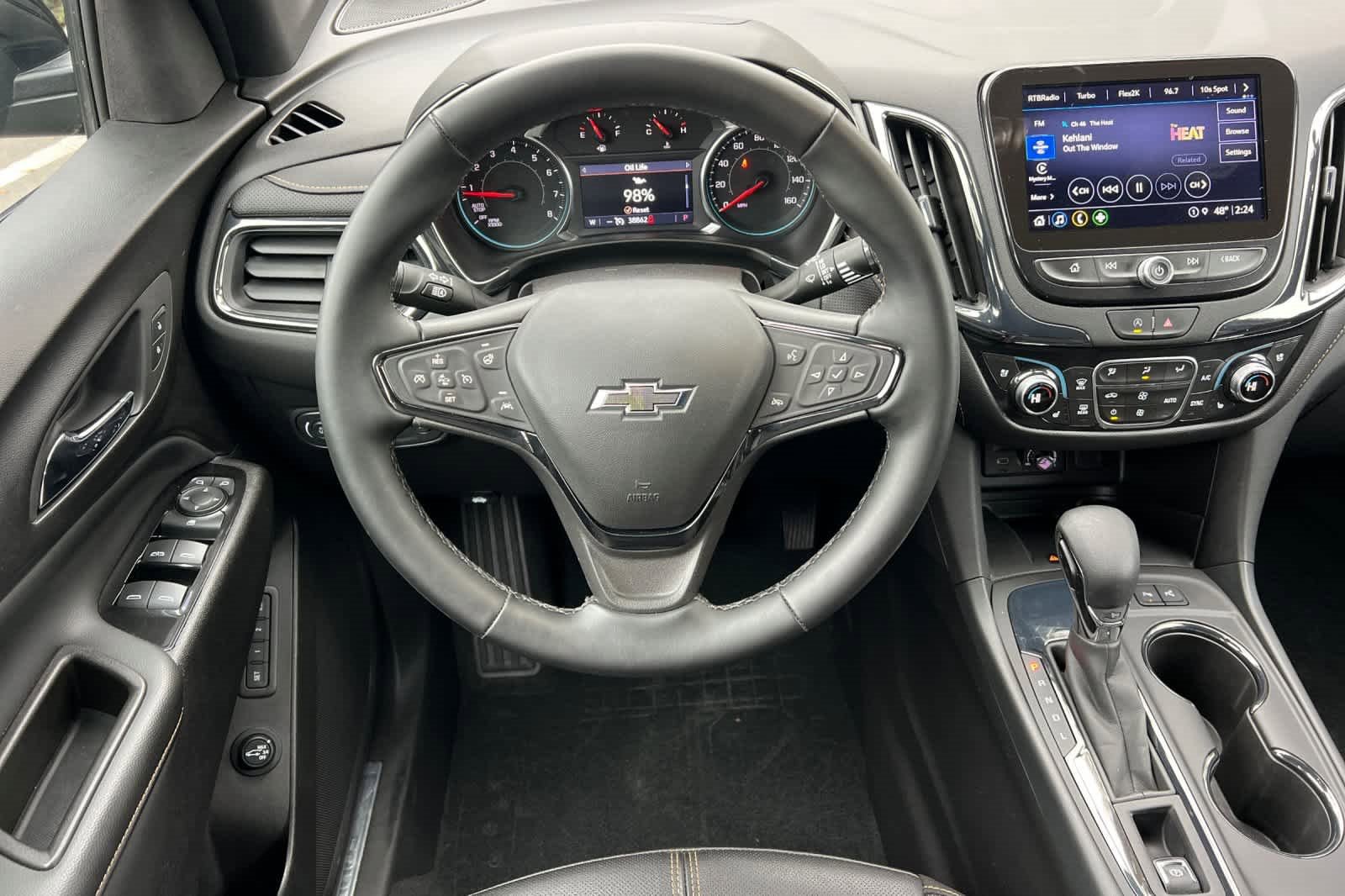 Used 2024 Chevrolet Equinox Premier image 14