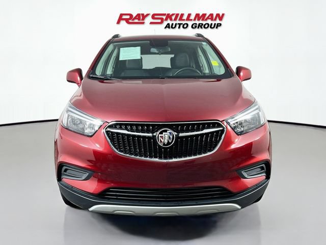 Used 2021 Buick Encore Preferred AWD/4WD image 2