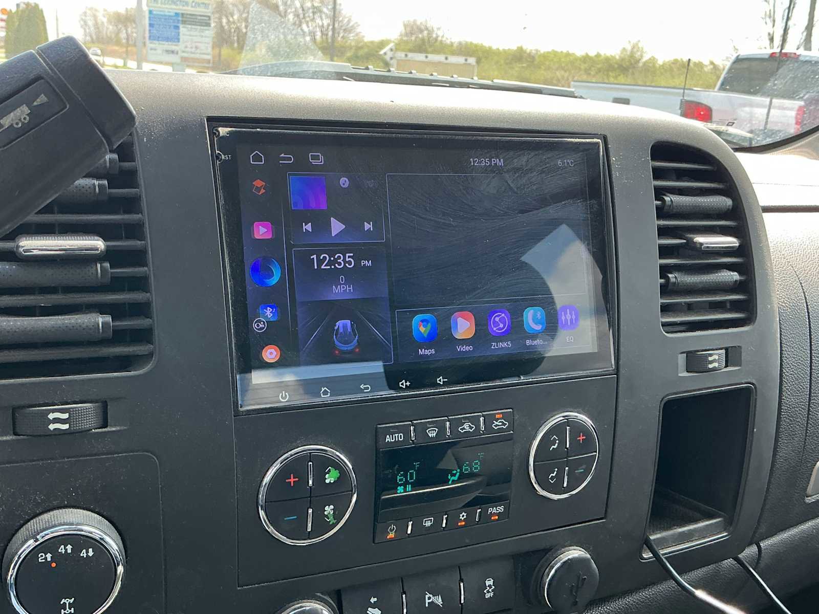 Used 2012 GMC Sierra 2500 SLE w/ SLE Preferred Package image 9