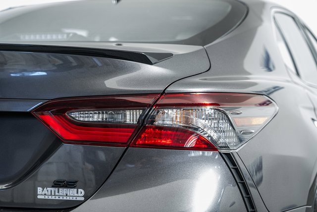 Used 2023 Toyota Camry SE image 7