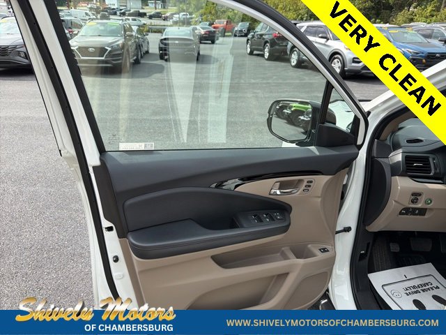 Used 2022 Honda Pilot Touring image 21
