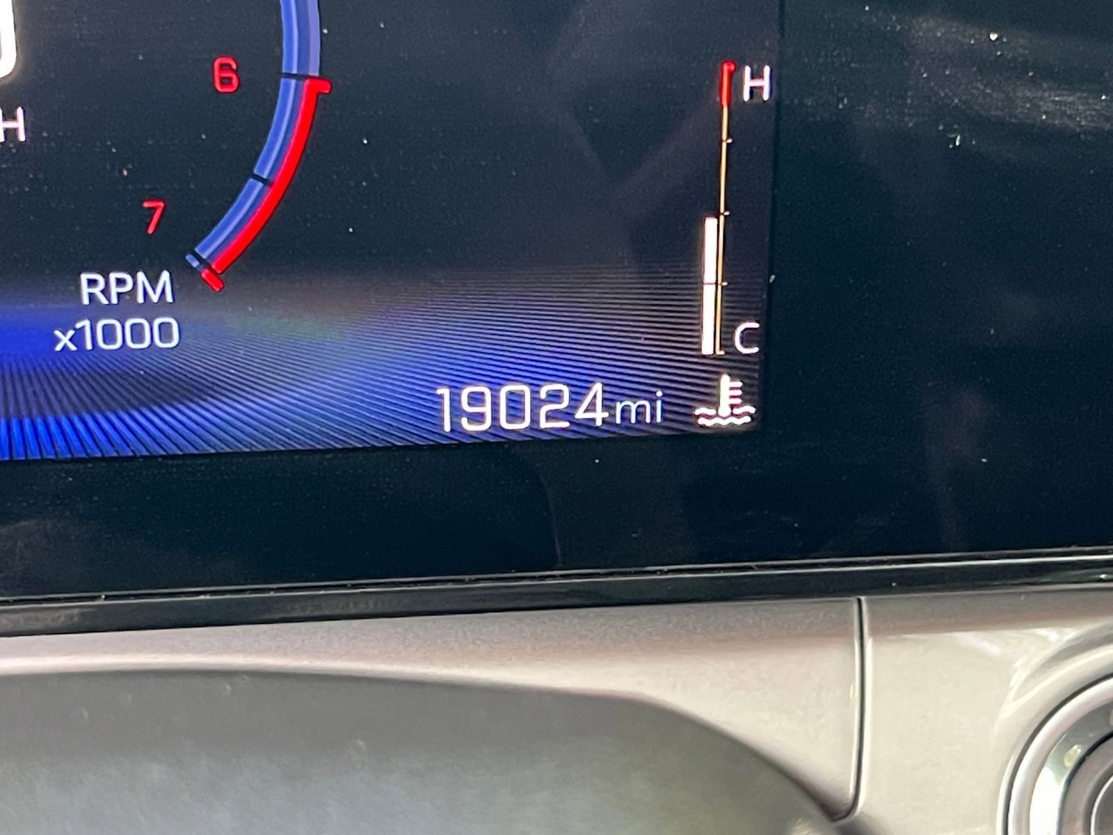 Used 2025 Chevrolet Trax LT w/ LT Convenience Package image 36