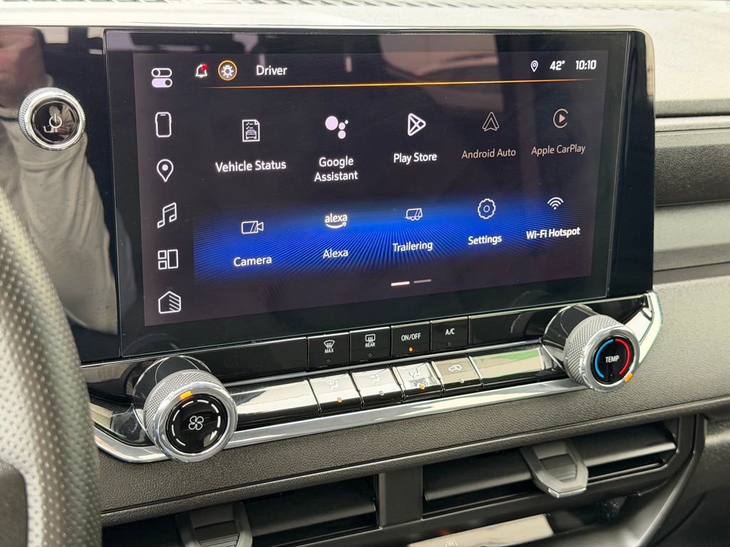 Used 2024 Chevrolet Colorado Trail Boss w/ Technology Package image 13