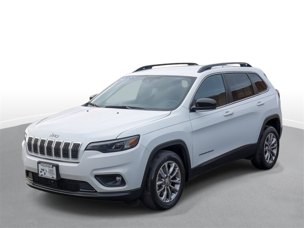 Used 2022 Jeep Cherokee Latitude Lux w/ Mopar Interior Package image 4