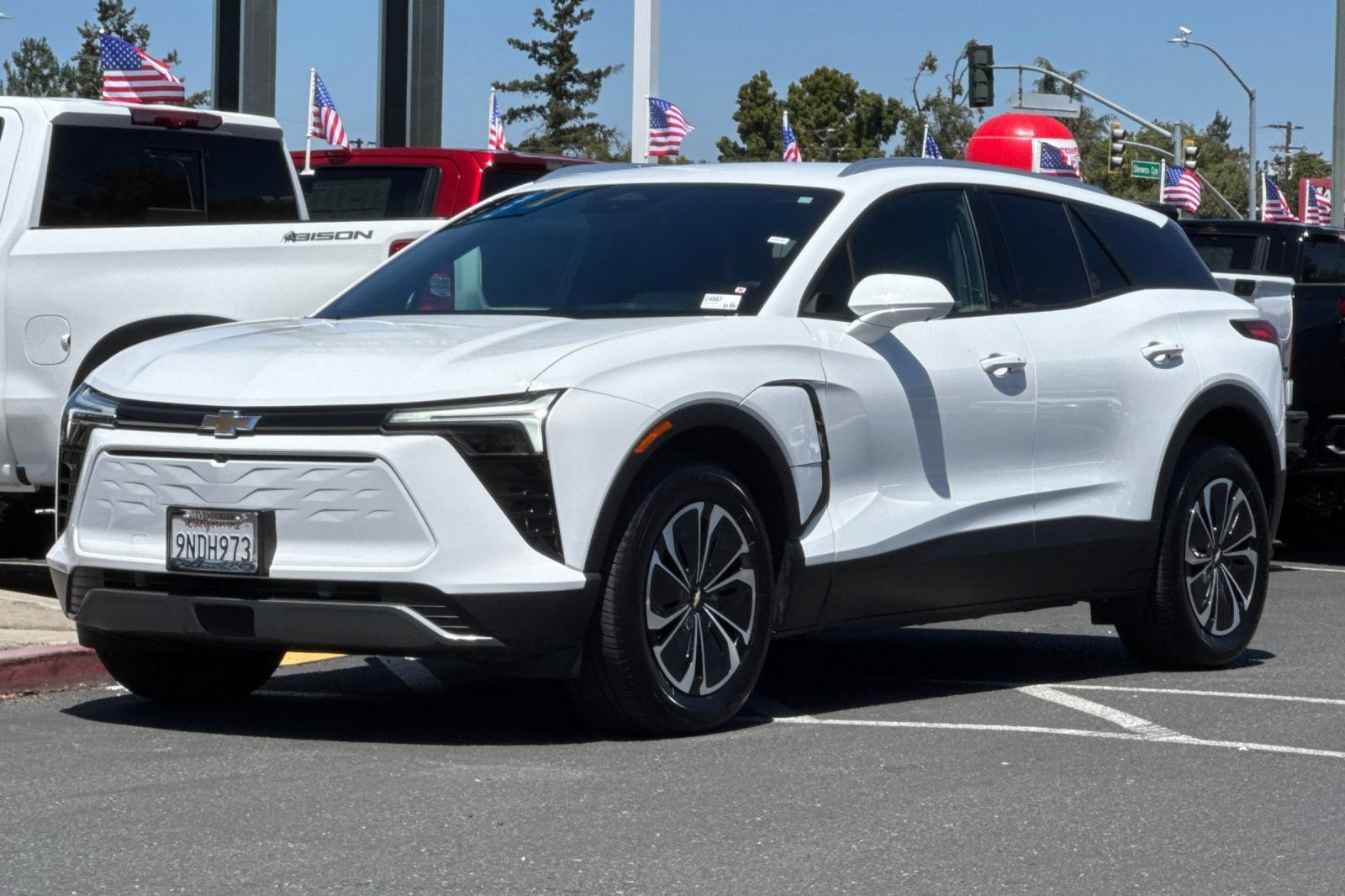 Used 2024 Chevrolet Blazer EV LT AWD/4WD image 9