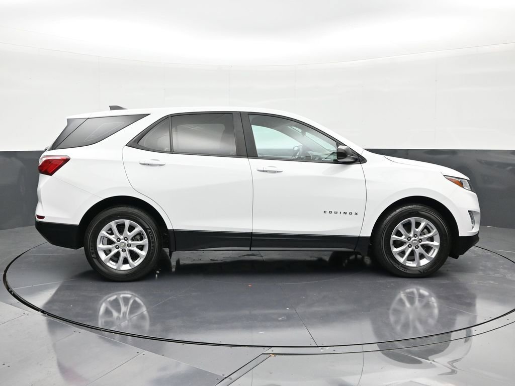 Used 2021 Chevrolet Equinox LS image 6