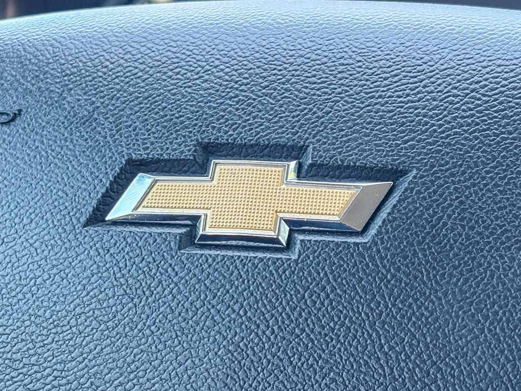 Used 2017 Chevrolet Impala Premier FWD image 22