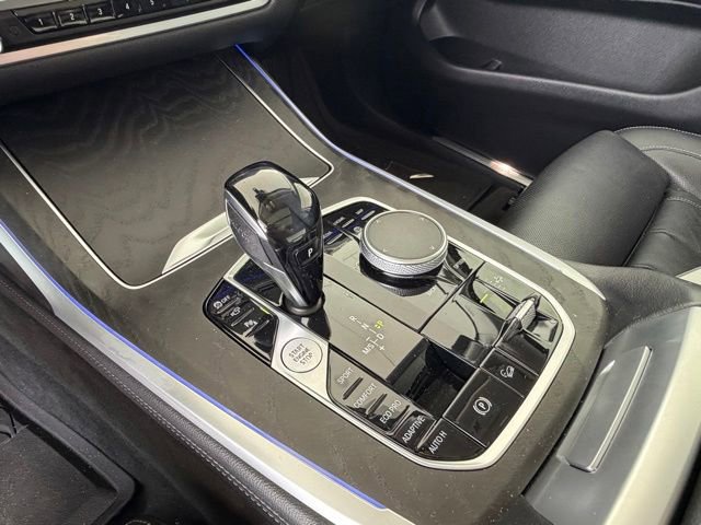 Used 2021 BMW X7 xDrive40i AWD/4WD image 27