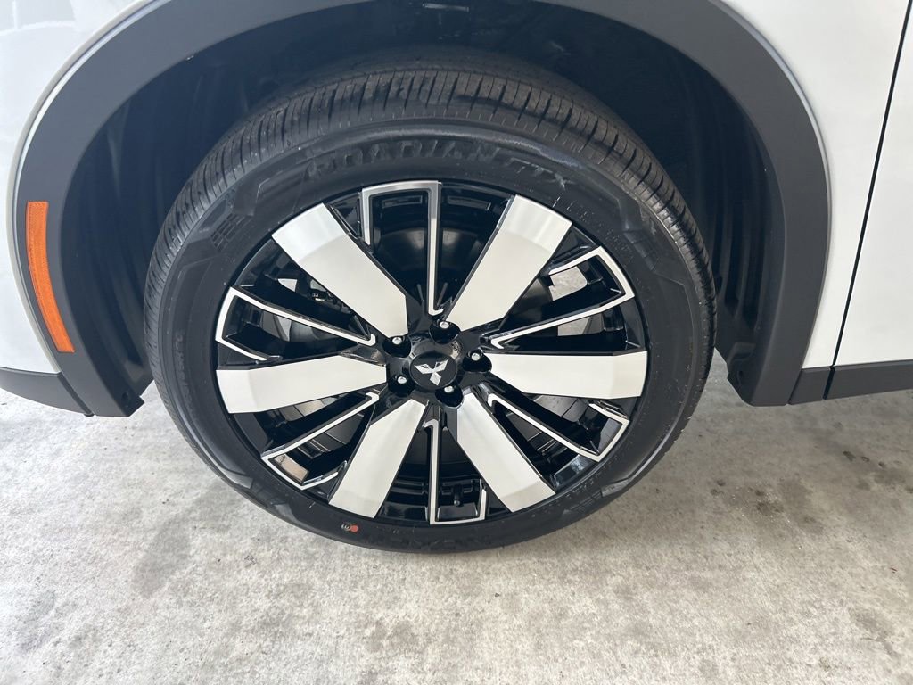 New 2026 Mitsubishi Outlander SE image 14