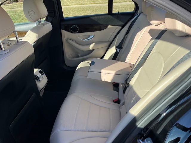 Used 2019 Mercedes-Benz C 300 Sedan image 17