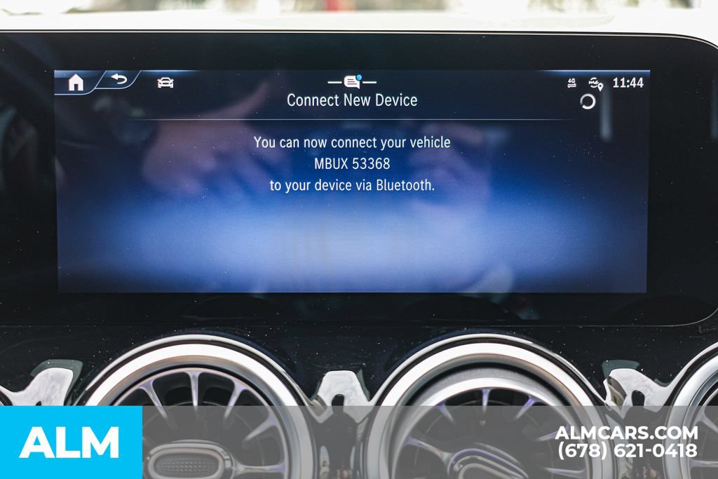 Used 2025 Mercedes-Benz GLA 250 4MATIC image 38