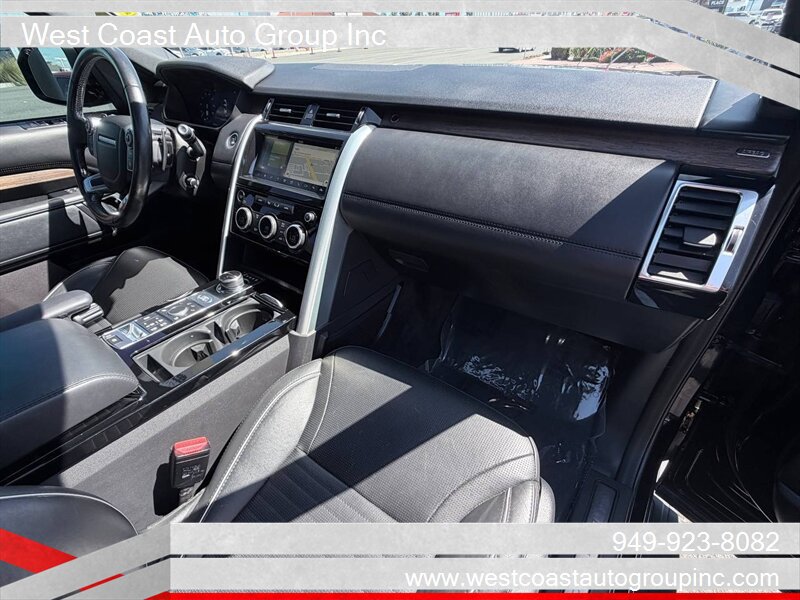 Used 2018 Land Rover Discovery HSE Luxury AWD/4WD image 11