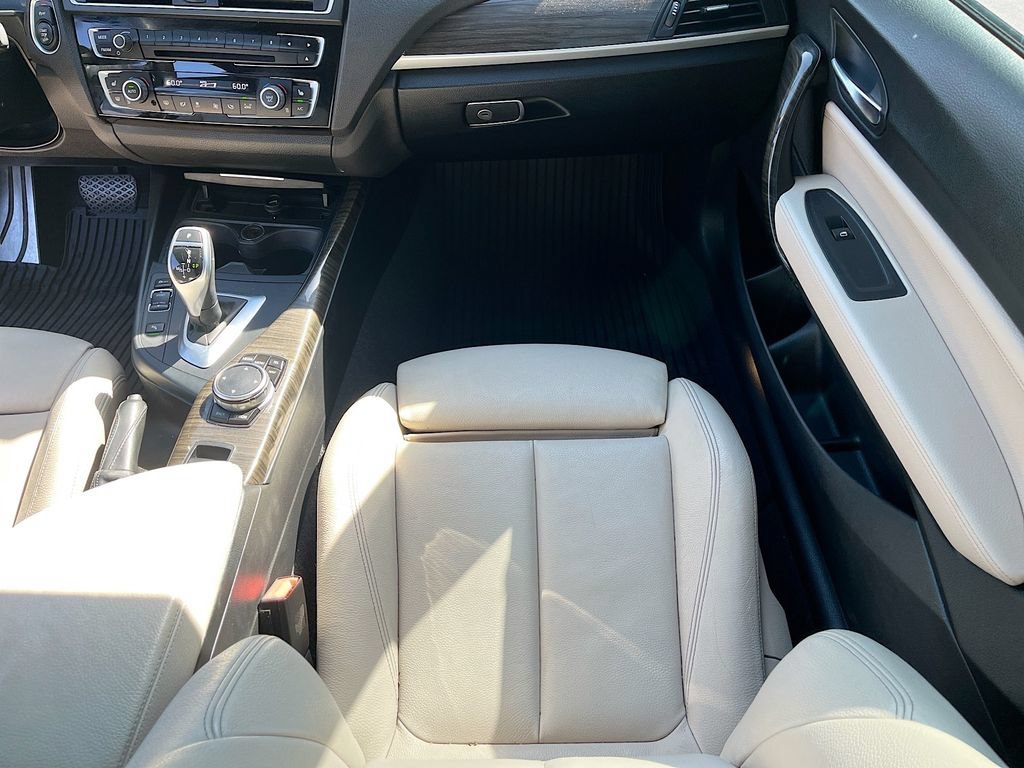 Used 2015 BMW M235i Convertible RWD image 23