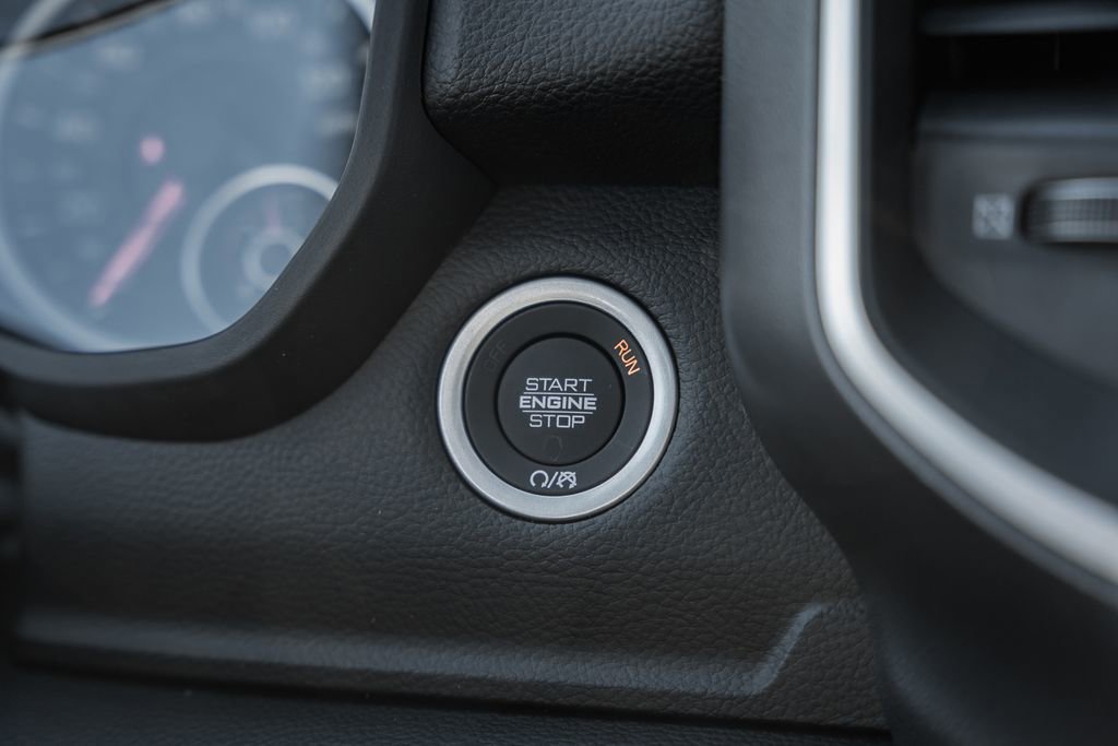 New 2026 RAM 1500 4x4 Crew Cab image 28