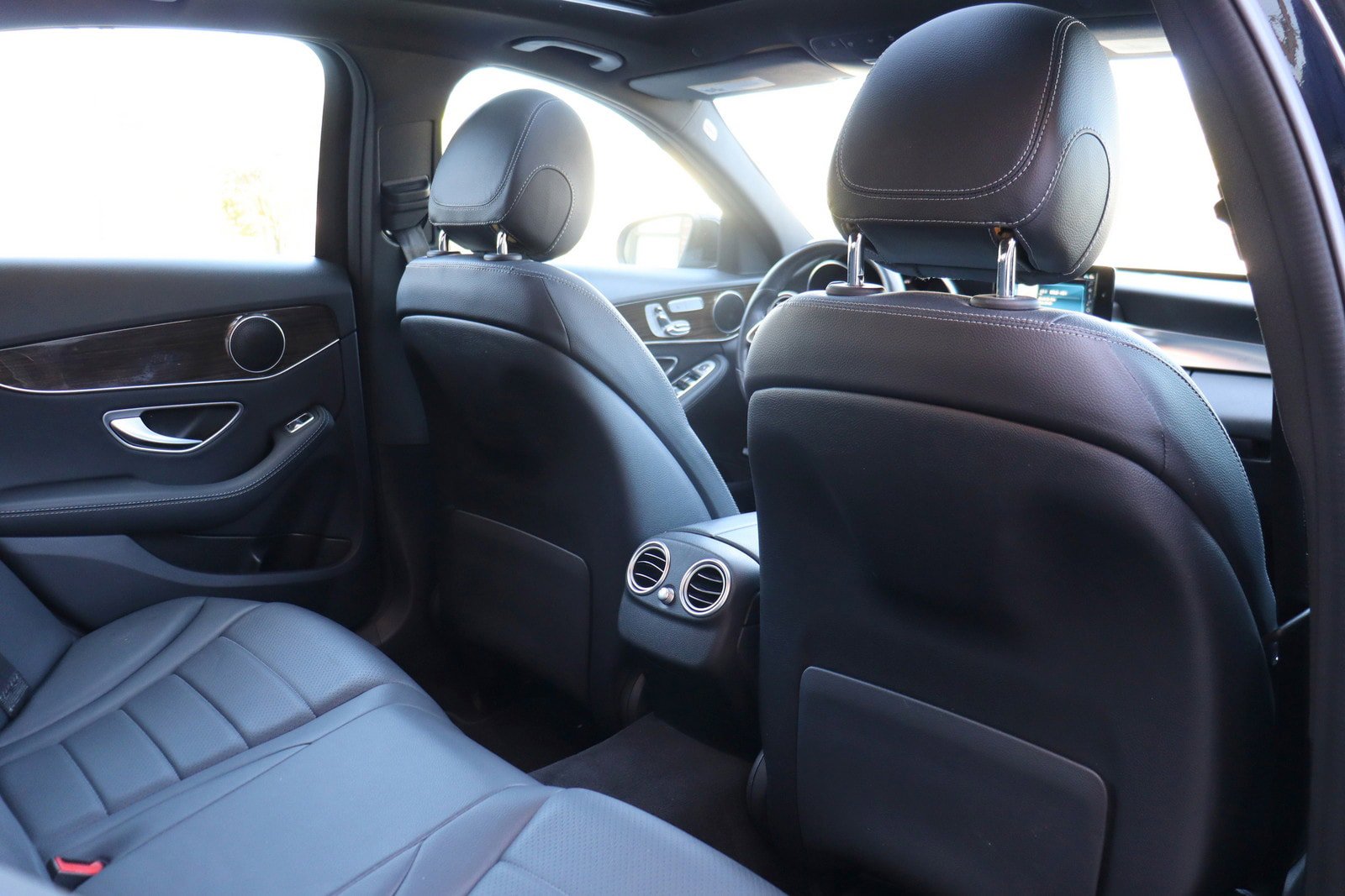 Used 2019 Mercedes-Benz C 300 4MATIC Sedan w/ Premium Package image 18