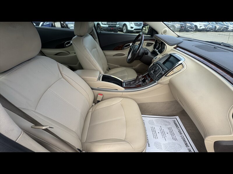 Used 2010 Buick LaCrosse CXL w/ Luxury Package AWD/4WD image 12