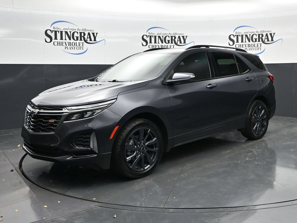 Used 2022 Chevrolet Equinox RS w/ RS Leather Package FWD image 3