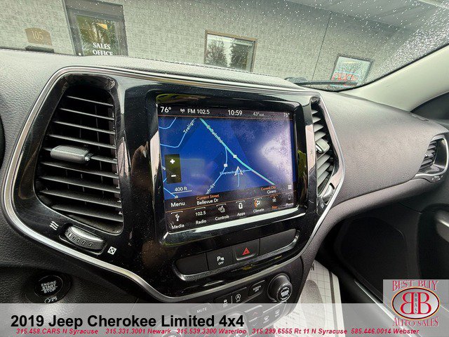 Used 2019 Jeep Cherokee Limited AWD/4WD image 34