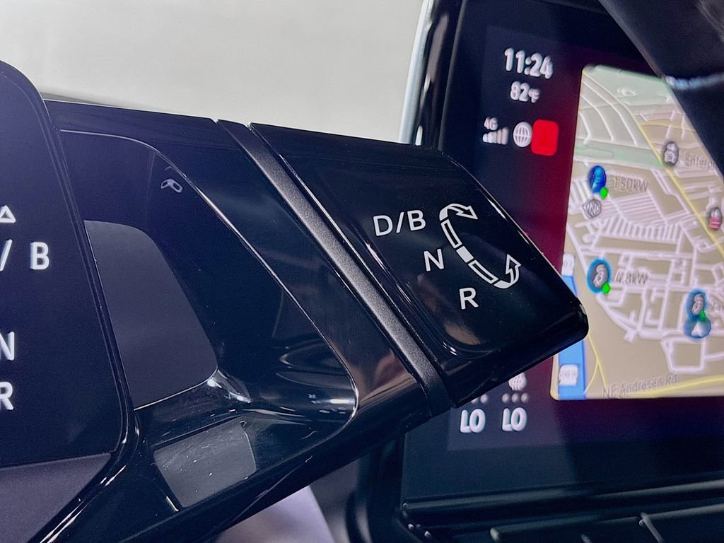 Certified 2024 Volkswagen ID.4 2WD image 19