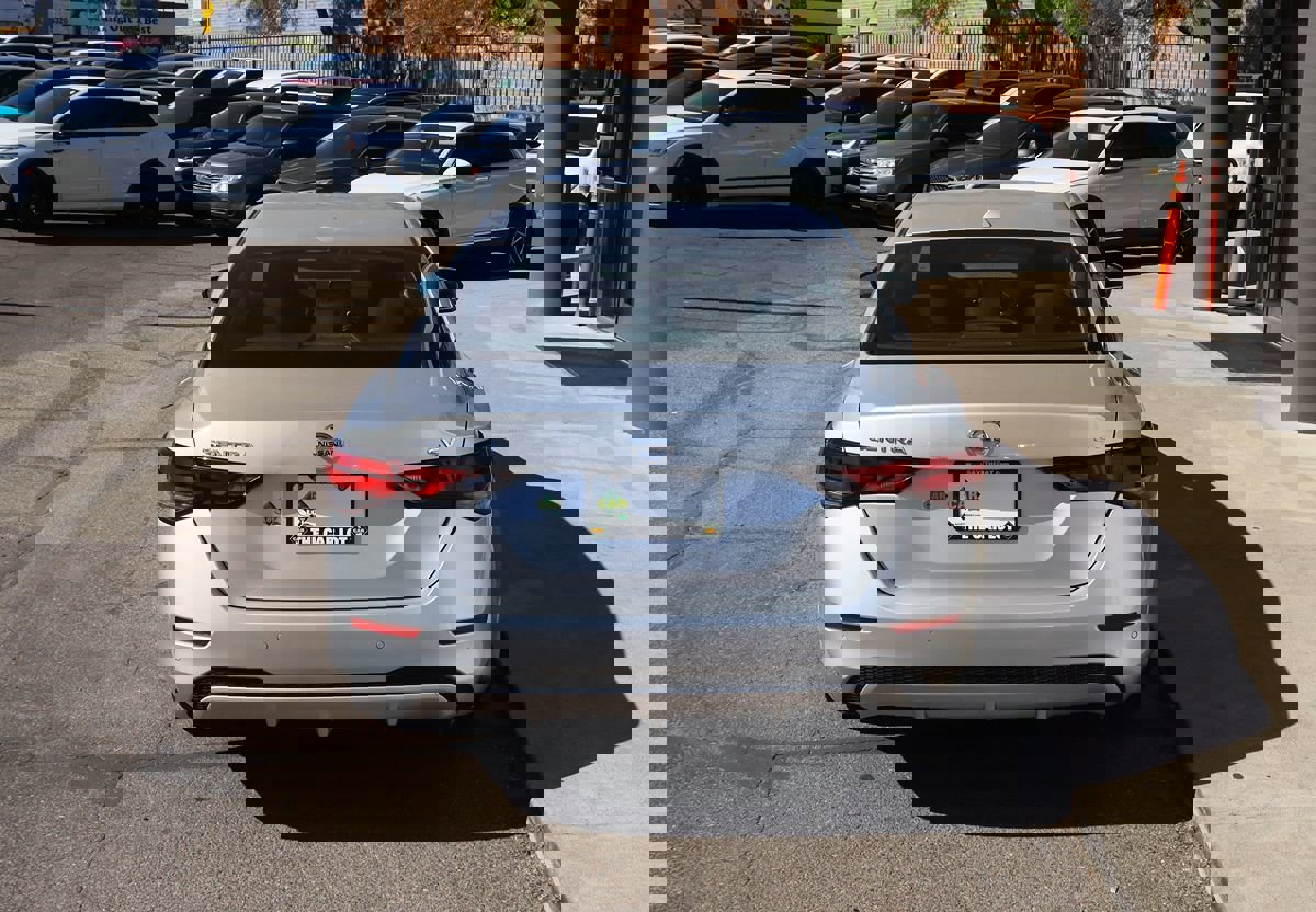 Used 2021 Nissan Sentra SV image 10