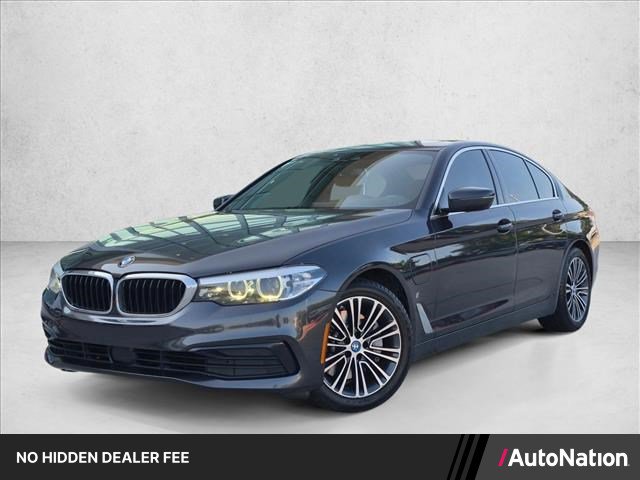 Used 2019 BMW 530e xDrive AWD/4WD image 1
