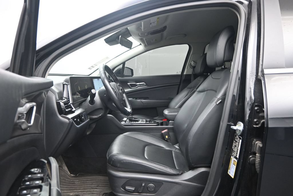 Used 2023 Kia Sportage EX FWD image 24
