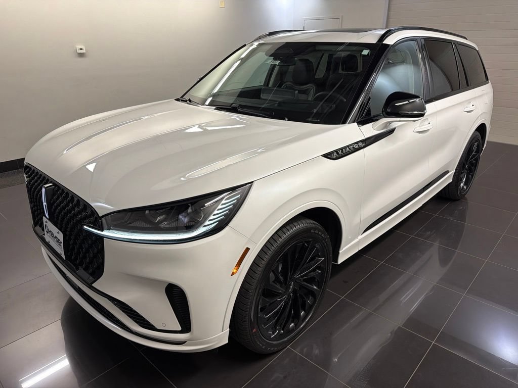 New 2026 Lincoln Aviator Reserve AWD/4WD image 3