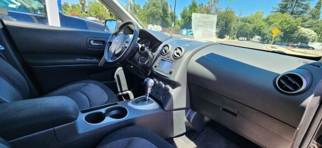 Used 2011 Nissan Rogue SV w/ Premium Pkg AWD/4WD image 14