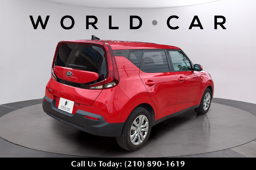 Used 2020 Kia Soul LX FWD image 6