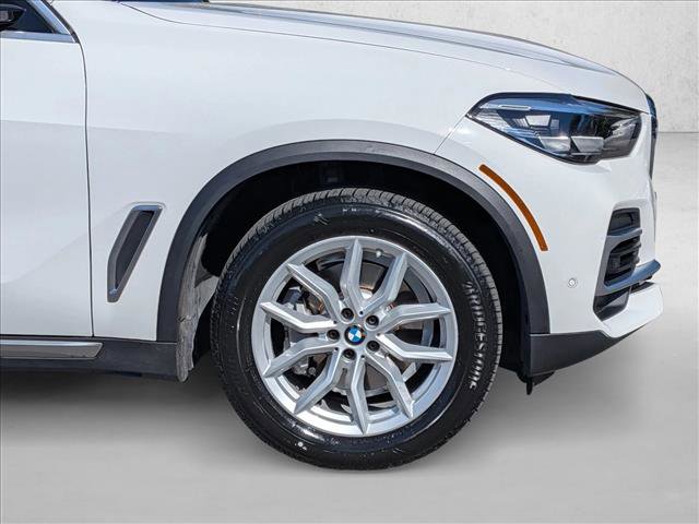 Certified 2023 BMW X5 xDrive40i w/ Parking Assistance Package AWD/4WD image 26