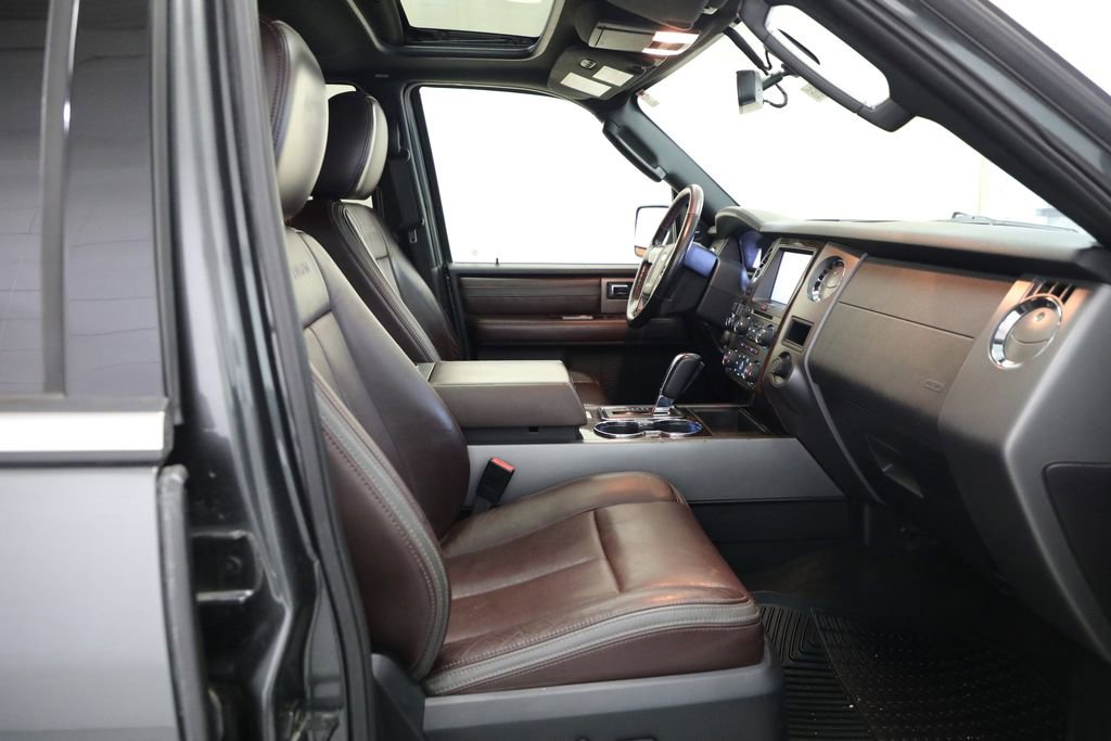 Used 2015 Ford Expedition Platinum AWD/4WD image 13