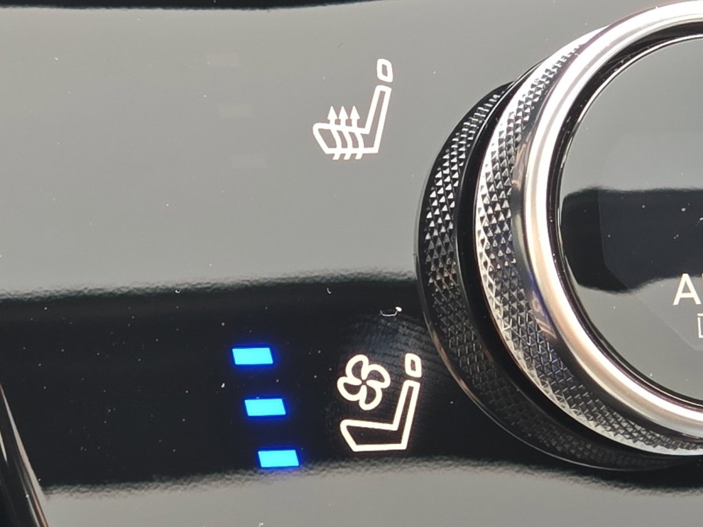 New 2026 INFINITI QX60 Sport image 7