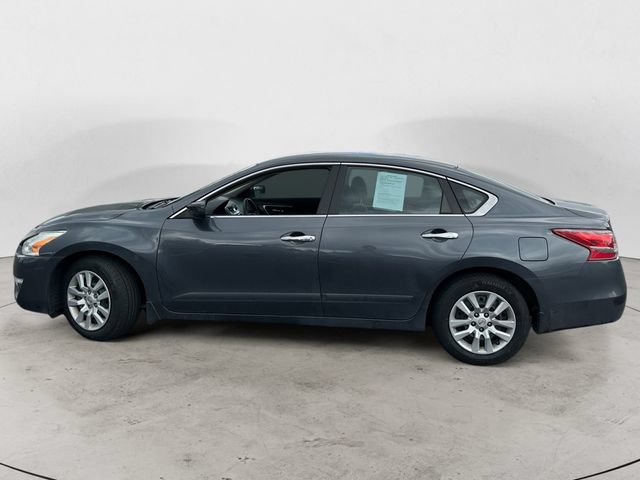 Used 2013 Nissan Altima 2.5 S FWD image 8
