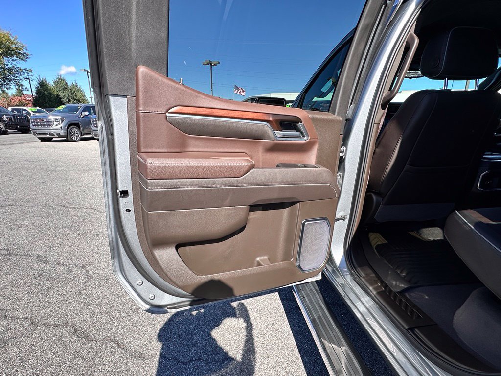 Certified 2025 GMC Sierra 1500 Denali w/ Denali Reserve Package AWD/4WD image 27