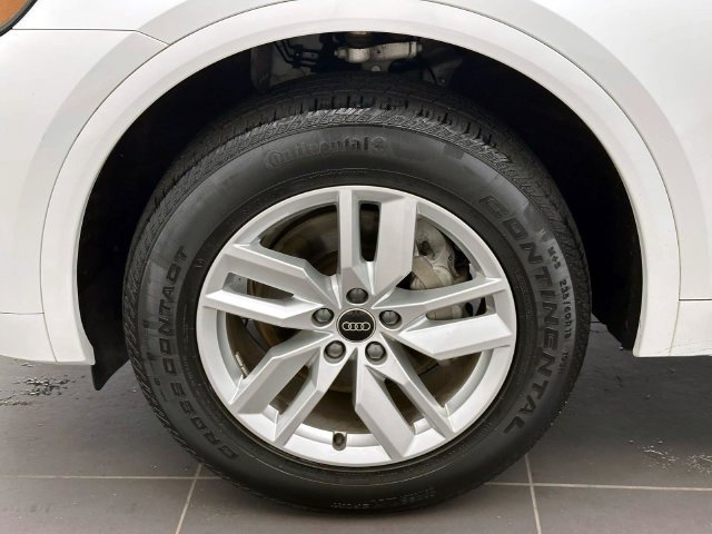 Certified 2023 Audi Q5 2.0T Premium w/ Convenience Package AWD/4WD image 8