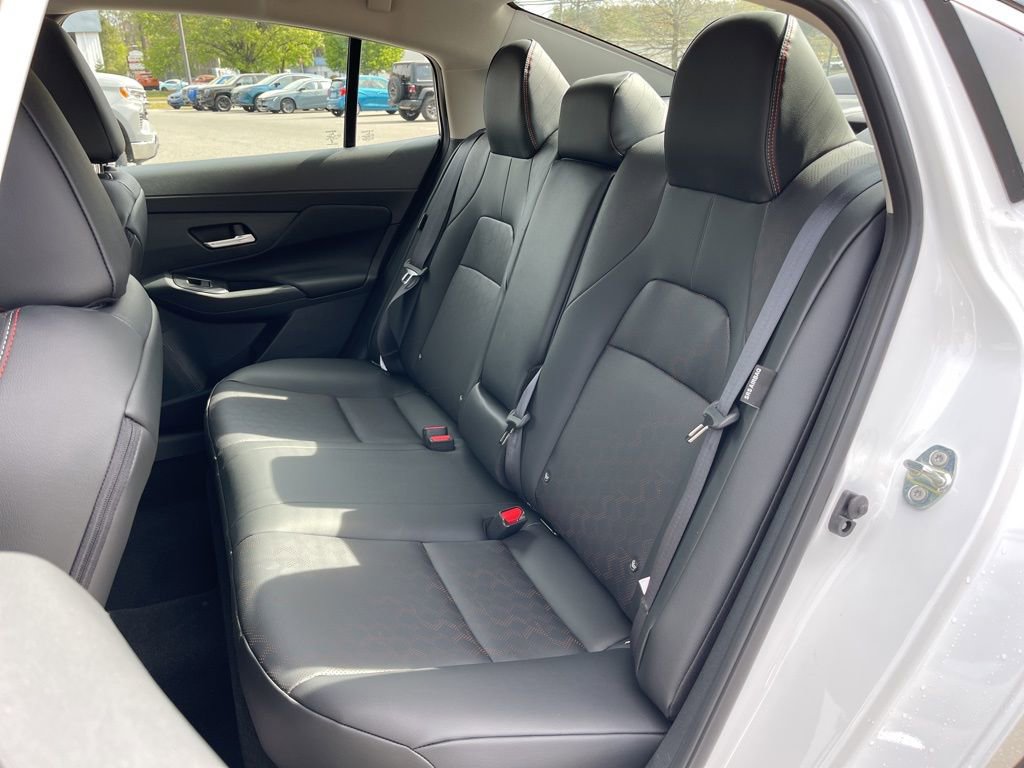 New 2026 Nissan Sentra SR FWD image 18