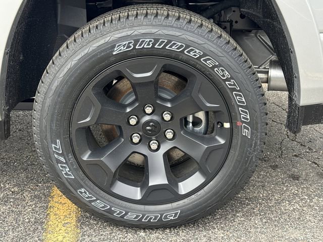 New 2026 RAM 1500 4x4 Crew Cab image 5