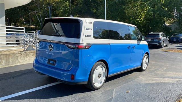 New 2025 Volkswagen ID. Buzz 1st Edition image 5