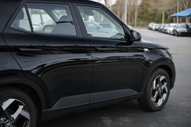 Used 2024 Hyundai Venue SEL image 8